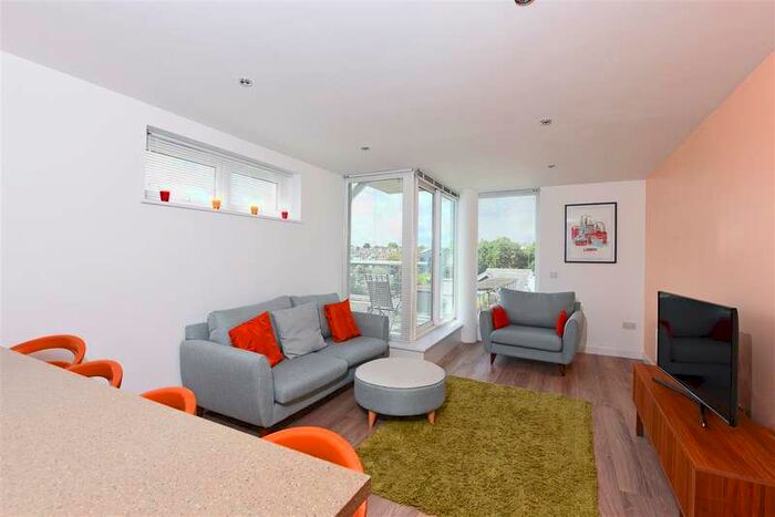 2 Bedroom Apartment To Rent In Point Pleasant, Osiers Road, Wandsworth, SW18