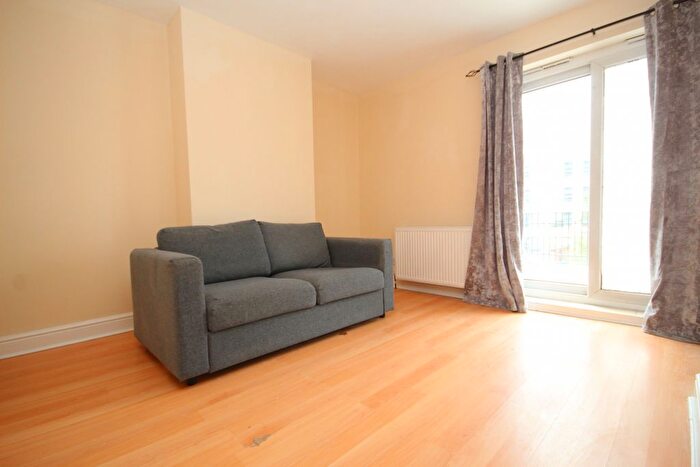 2 Bedroom Flat To Rent In Ealing Road, Wembley, Middlesex, HA0