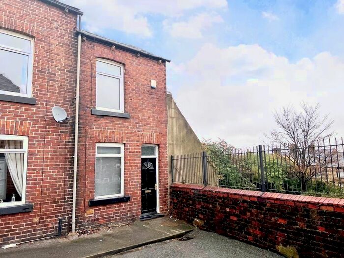 2 Bedroom Property To Rent In Henshall Street, Barnsley, S70
