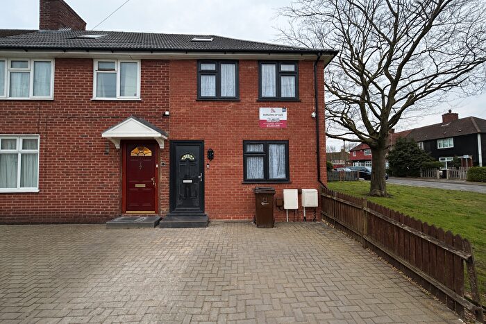 1 Bedroom Semi Detached House To Rent In Dagenham, RM8