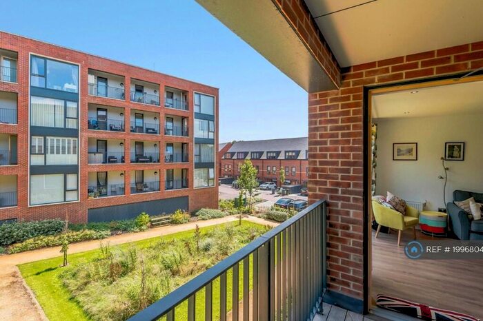 1 Bedroom Flat To Rent In Cornflower Court, Barnet, EN4