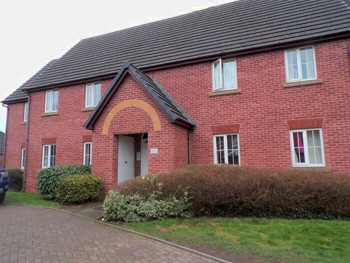 2 Bedroom Flat For Sale In Silverdale Drive, Burntwood, WS7