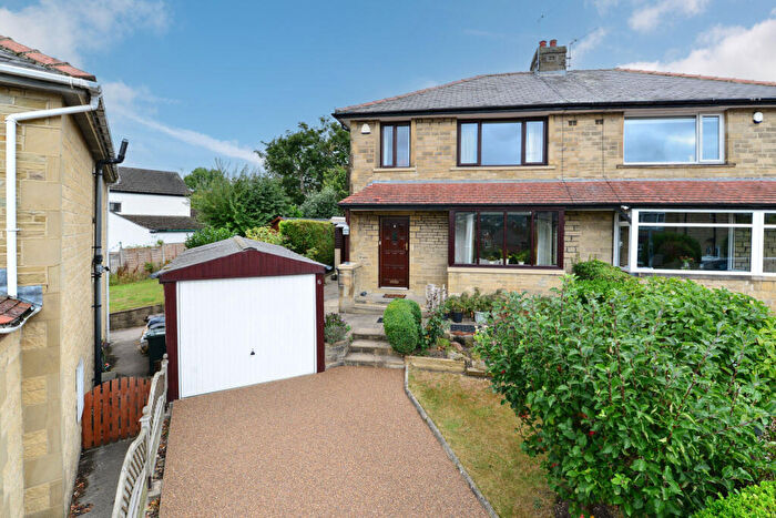 3 Bedroom Semi-Detached House For Sale In Primrose Drive, Bingley, West Yorkshire, BD16