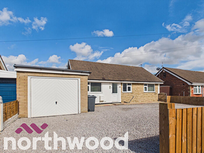 3 Bedroom Detached Bungalow For Sale In Chorley Close, Banks, PR9