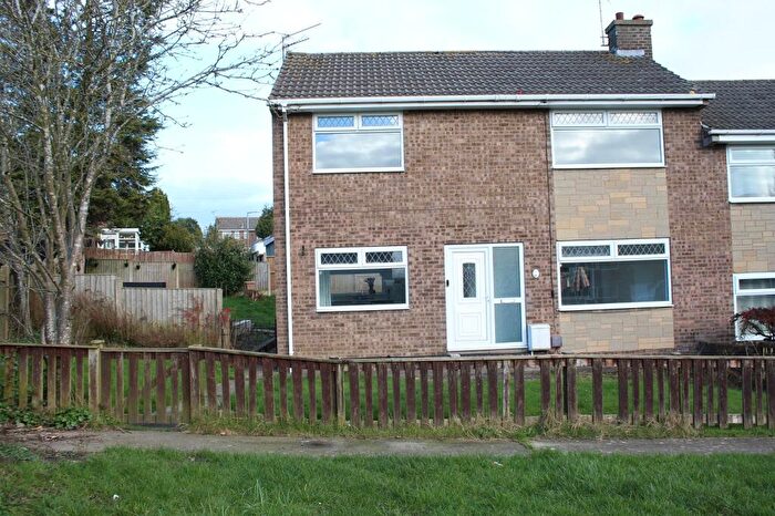 3 Bedroom Semi Detached House For Sale In St. Thomas's Close, Tibshelf, Derbyshire., DE55