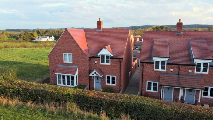 2 Bedroom Semi-Detached House For Sale In Ashby Road, Osgathorpe, LE12