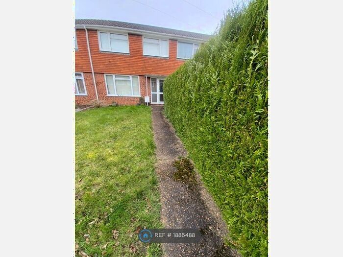 3 Bedroom Terraced House To Rent In Hanover Place, Canterbury, CT2