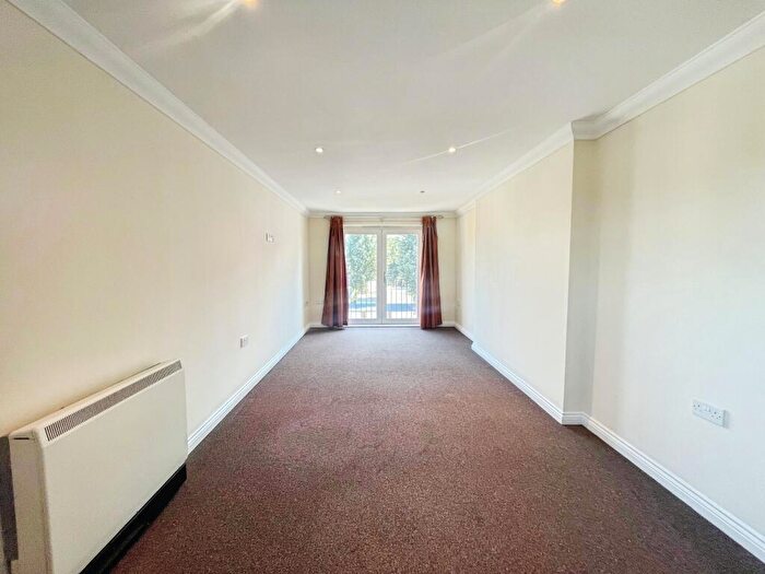 1 Bedroom Flat To Rent In St Andrews Court, Calcutta Road, Tilbury, RM18