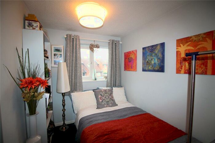 2 Bedroom Terraced House To Rent In Mayfield Close, Catshill, Bromsgrove, Worcestershire, B61