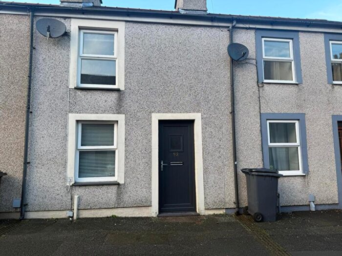 2 Bedroom Terraced House To Rent In Mona Street, Amlwch, LL68