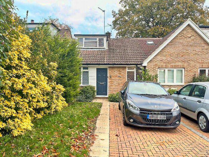 3 Bedroom Semi-Detached House To Rent In Robins Bow, Camberley, GU15