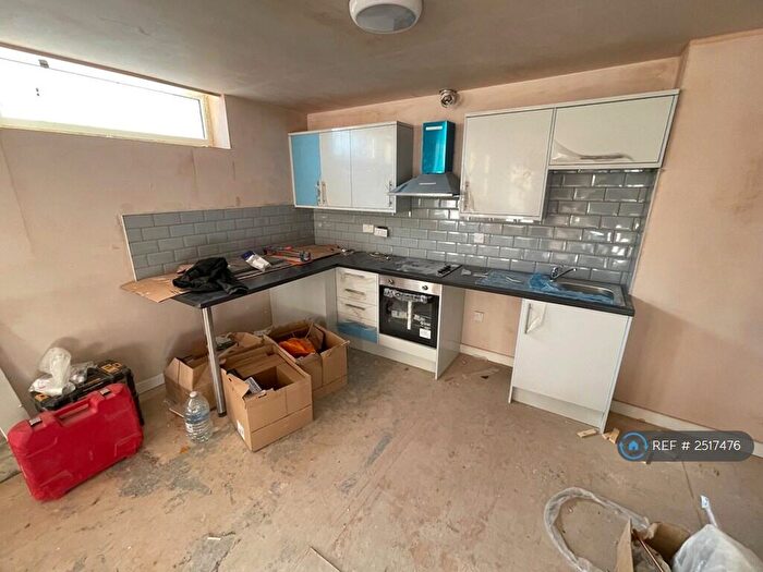 1 Bedroom Flat To Rent In Romsey Road, Southampton, SO16