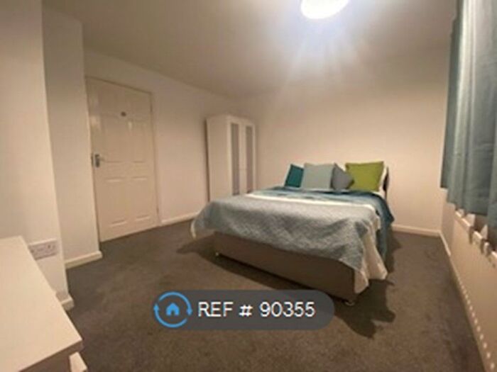 2 Bedroom Flat To Rent In Ravendale Drive, Lincoln, LN2