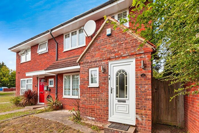 3 Bedroom Semi-Detached House For Sale In Lent Green Lane, Burnham, Slough, SL1