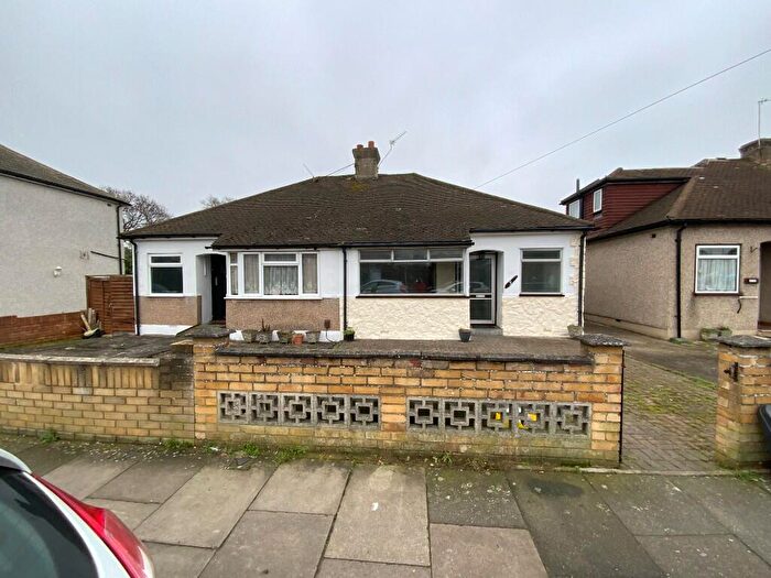 2 Bedroom Semi-Detached Bungalow To Rent In Derby Avenue, Upminster, London, RM14