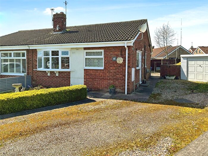 2 Bedroom Bungalow For Sale In The Elms, Gilberdyke, Brough, HU15