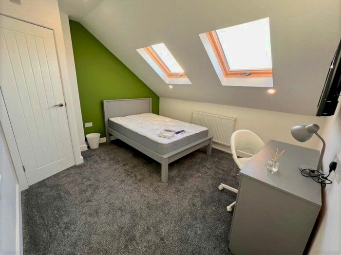 5 Bedroom End Of Terrace House To Rent In St. Margaret Road, Coventry, CV1