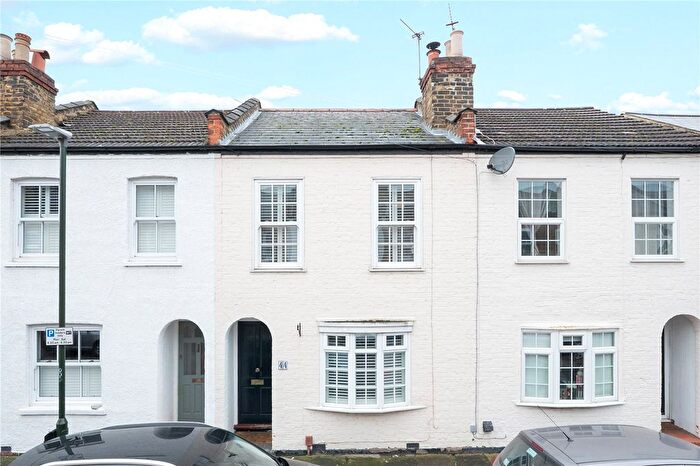 2 Bedroom End Terrace House For Sale In Warwick Road, Twickenham, TW2