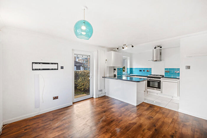 2 Bedroom Apartment For Sale In Victory Mews, Brighton Marina Village, Brighton, BN2