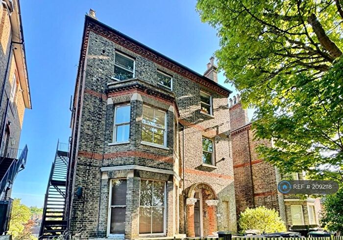 1 Bedroom Flat To Rent In Central Hill, London, SE19