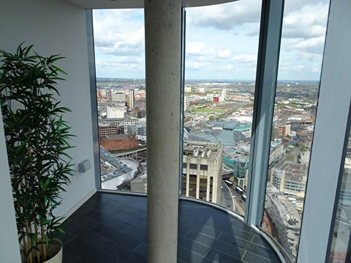 2 Bedroom Penthouse To Rent In Beetham Tower, Holloway Circus, B1