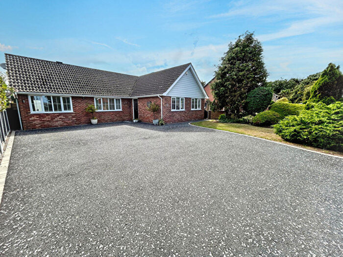Detached House For Sale In Links Road, Gorleston, NR31