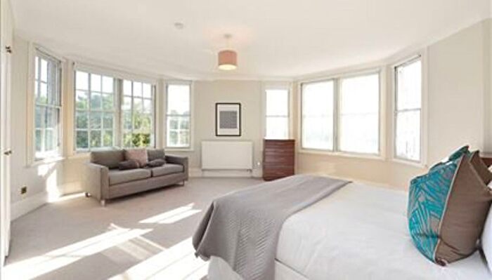 5 Bedroom Flat To Rent In Park Road, London, NW8