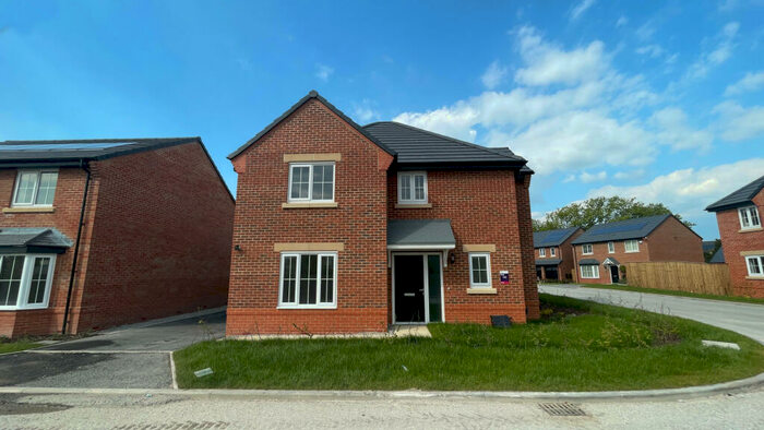 4 Bedroom Detached House To Rent In Burstock Drive, Preston, Lancashire, PR4