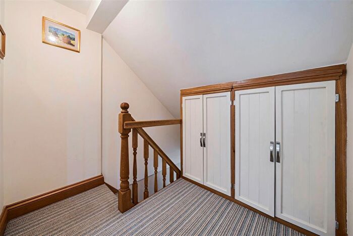1 Bedroom Equestrian Property For Sale In Sellindge, Kent, TN25