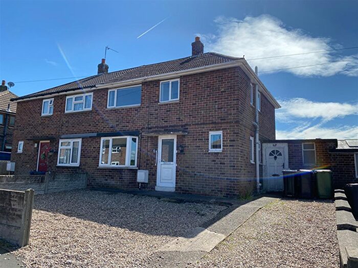 3 Bedroom Semi-Detached House For Sale In Wilkes Avenue, Measham, DE12