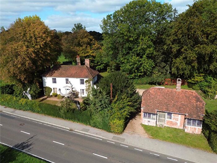 4 Bedroom Detached House For Sale In Main Road, Bentley, Hampshire, GU10