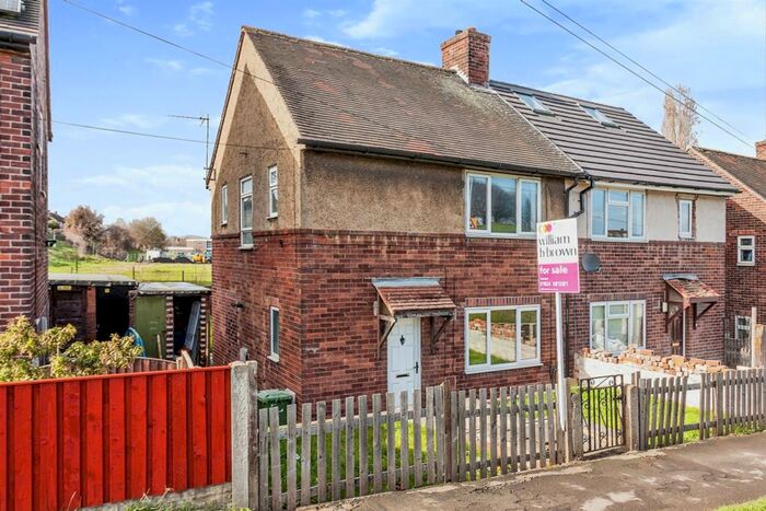 3 Bedroom Semi-Detached House To Rent In Park Lodge Lane, Wakefield, WF1