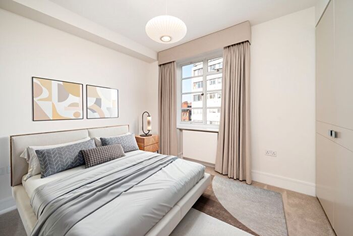 1 Bedroom Flat To Rent In Lower Sloane Street, London, SW1W