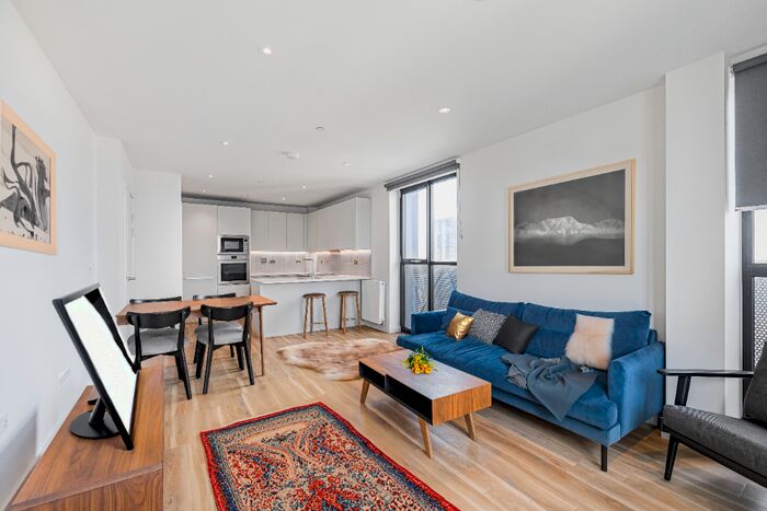 3 Bedroom Detached House To Rent In Gander Green Lane, Sutton, Surrey, SM1