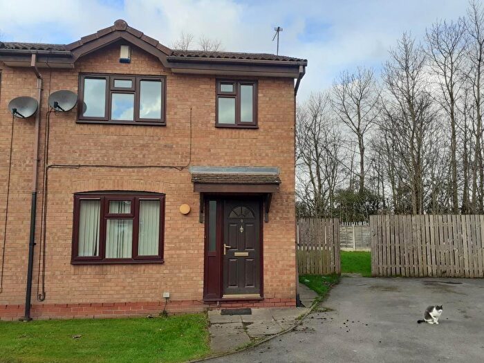 2 Bedroom Semi Detached House To Rent In Iqbal Close, Manchester, Greater Manchester, M12