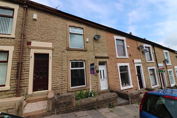 2 Bedroom Terraced House To Rent In Brighton Terrace, Darwen, Lancashire, BB3