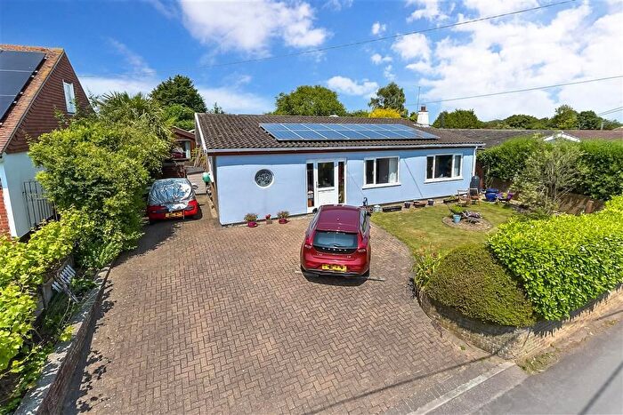 3 Bedroom Detached Bungalow For Sale In Waldershare Road, Ashley, Kent, CT15
