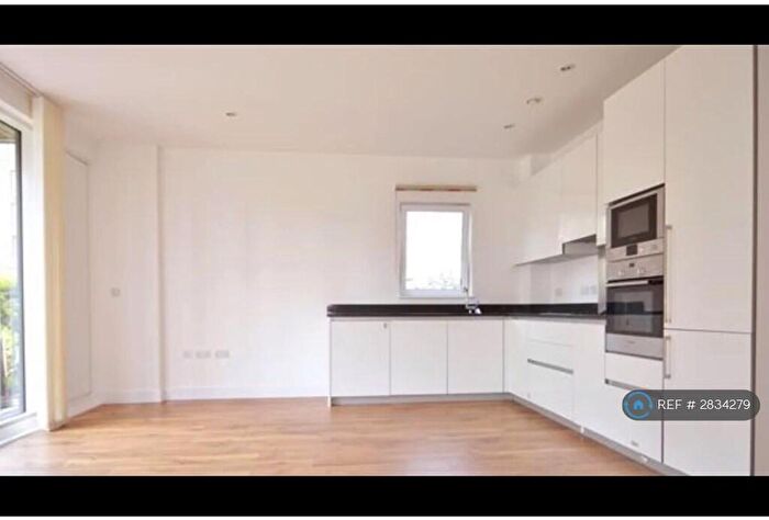 2 Bedroom Flat To Rent In Embry Road, London, SE9