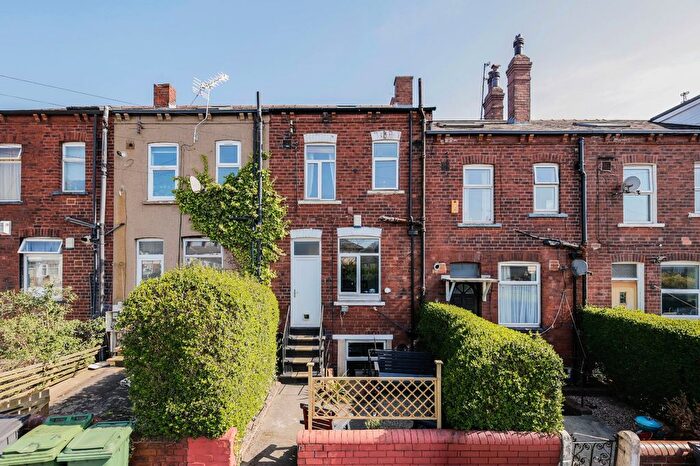 4 Bedroom Terraced House For Sale In Meanwood Road, Leeds, West Yorkshire, LS6