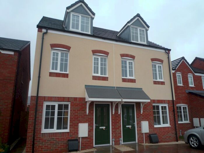 3 Bedroom Semi-Detached House To Rent In Prospero Close, Penkridge, Staffs, ST19