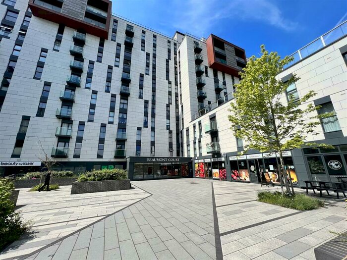 2 Bedroom Apartment To Rent In Victoria Avenue, Southend-On-Sea, SS2