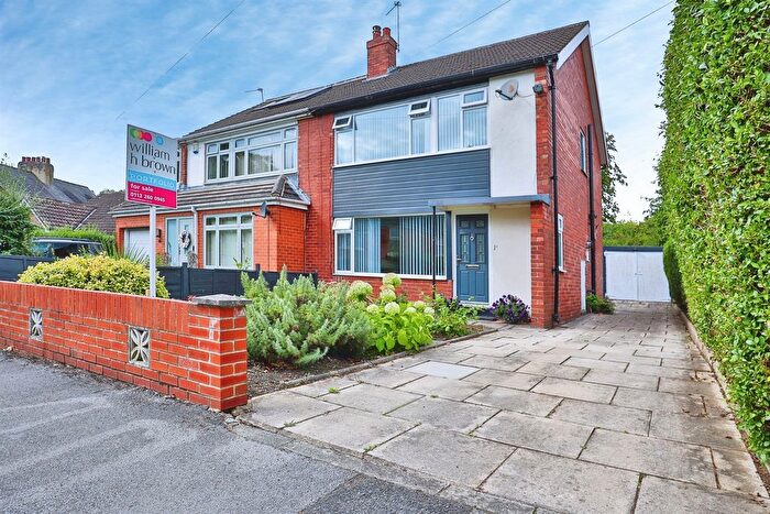 3 Bedroom Semi-Detached House For Sale In Nook Road, Scholes, Leeds, LS15