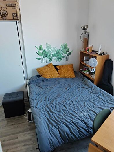 Studio To Rent In Hamlet Court Road, Westcliff-On-Sea, Essex, SS0