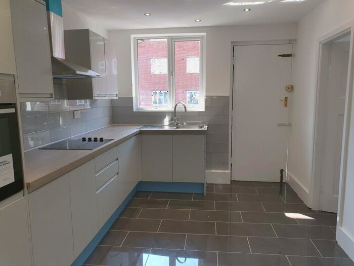 3 Bedroom Apartment To Rent In Islington Row Middleway, Birmingham, B15