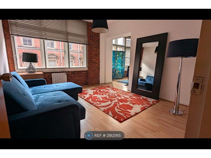 2 Bedroom Flat To Rent In Princess Street, Manchester, M1