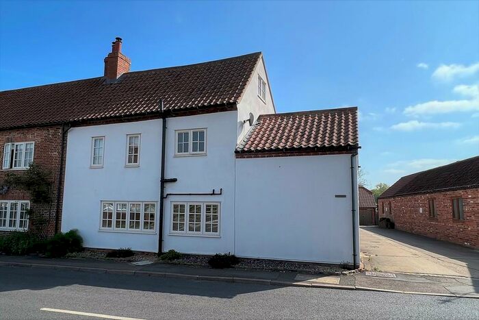 3 Bedroom Cottage For Sale In Melton Road, Long Clawson, LE14