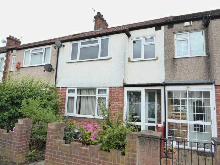 3 Bedroom Terraced House To Rent In Kingsmead Avenue, Mitcham, CR4