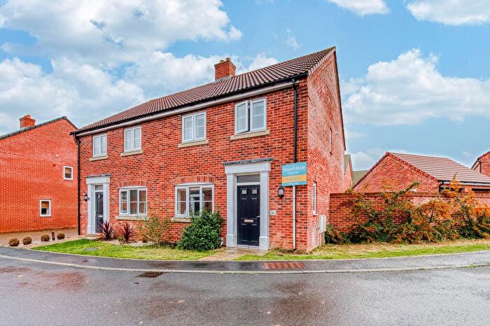 4 Bedroom Semi-Detached House For Sale In Steve Read Way, Horsford, NR10