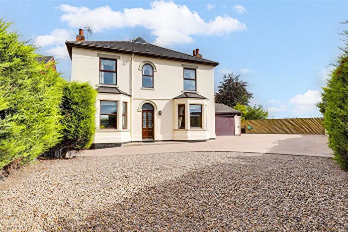 5 Bedroom Detached House For Sale In Lenton Street, Sandiacre, Nottinghamshire, NG10