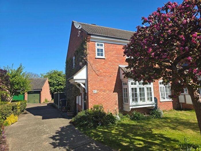 3 Bedroom End Of Terrace House For Sale In Old School Close, Codicote, Hitchin, SG4